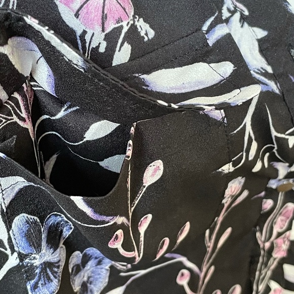 Ivanka Trump Floral Dress Blouse Top with Button Sleeves Women’s Medium - Picture 8 of 16